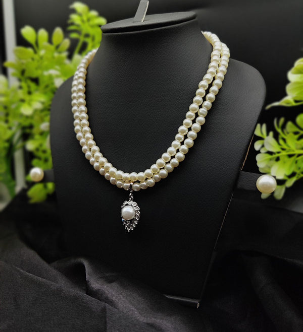 Imported Elegant Double-Strand Pearl Necklace with Delicate Pendant